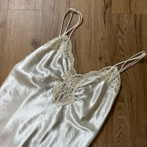 Vintage Victorias Secret Gold Label White Slip